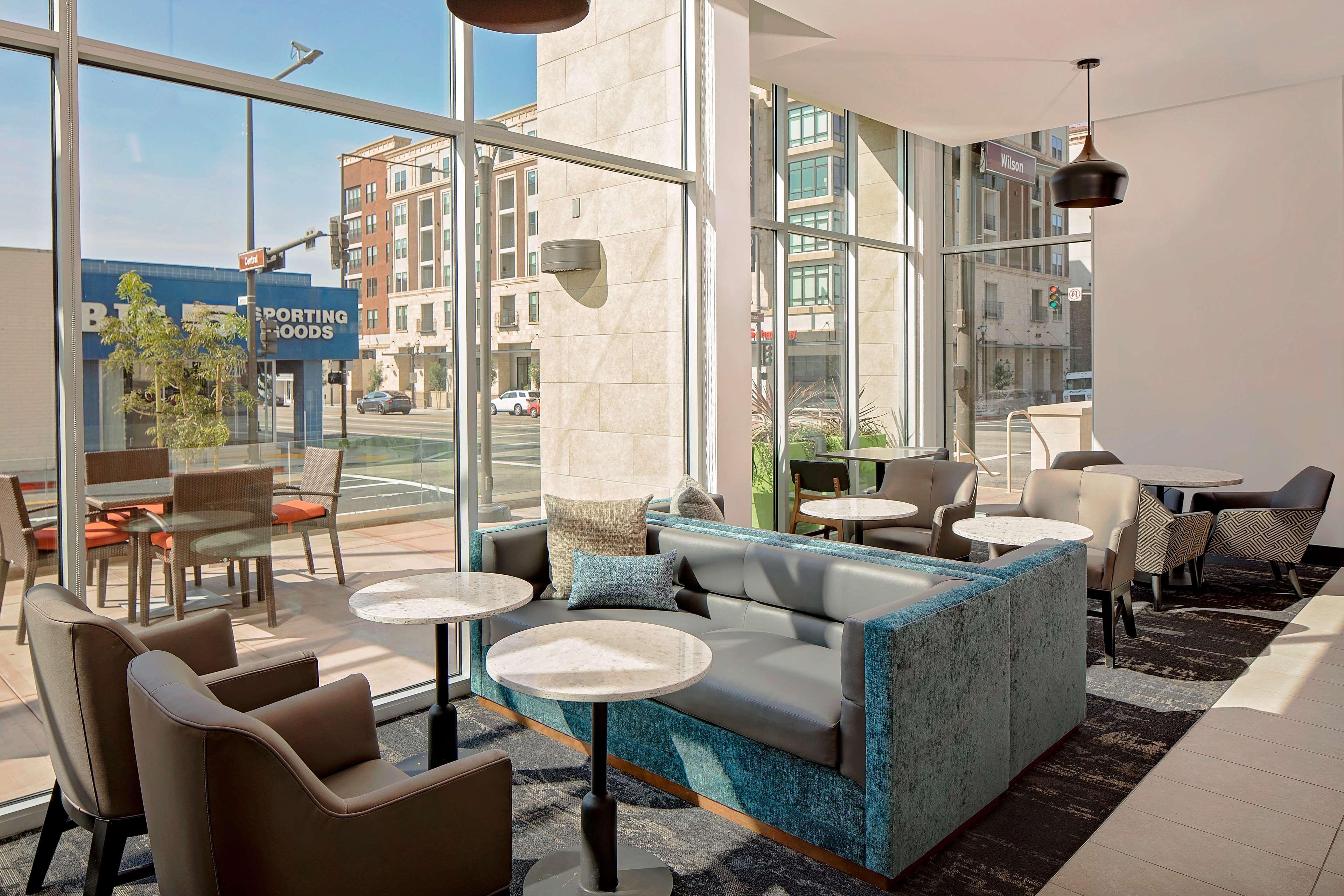 Hyatt Place Glendale/Los Angeles Bagian luar foto