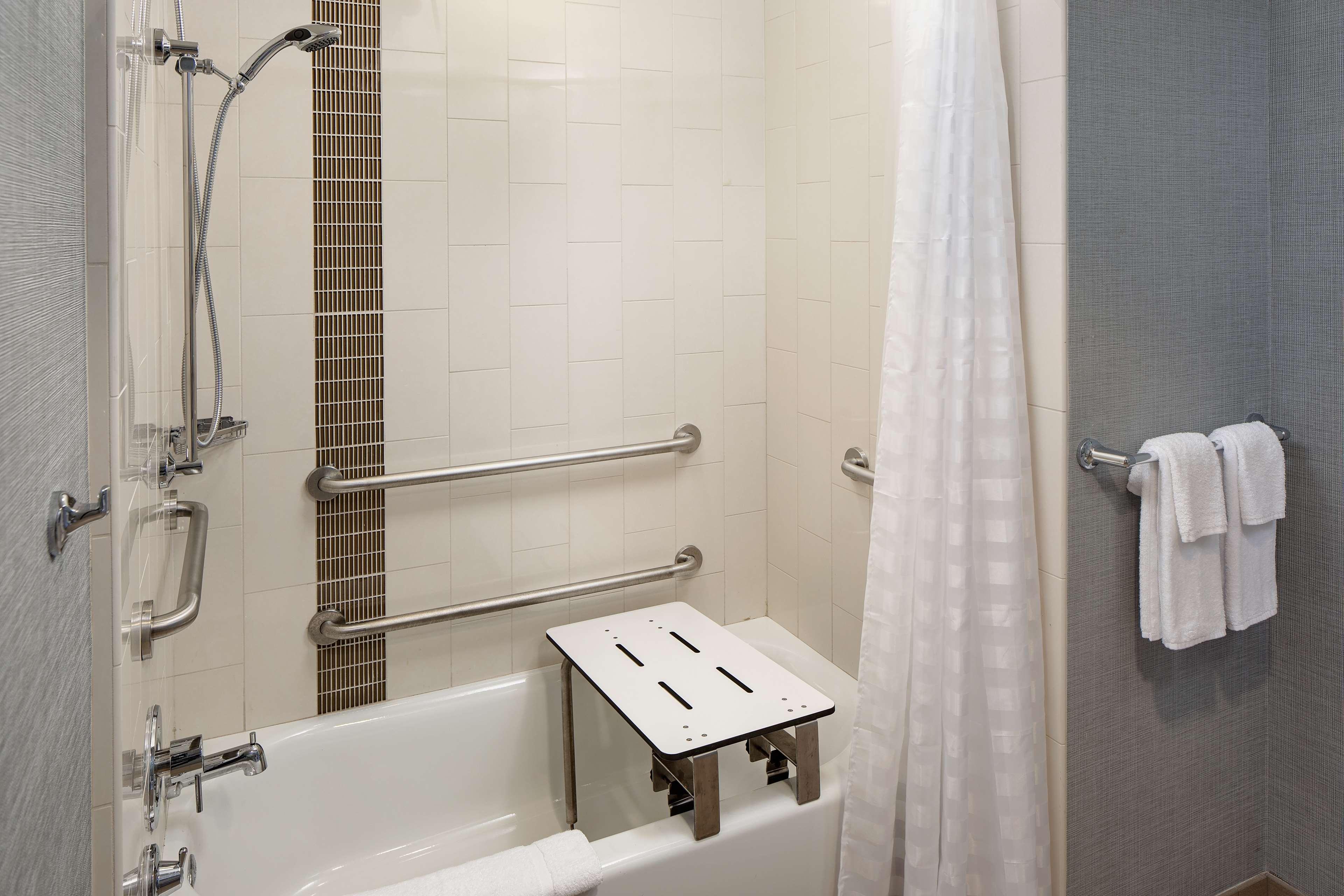 Hyatt Place Glendale/Los Angeles Bagian luar foto